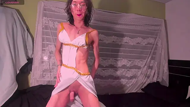 najimi uwu online show from November 28, 2025, 11:07 pm