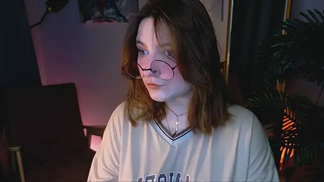 Snapshot of fairy_tara chatting on May 23, 2026, 10:03 pm fairy tara online show from May 23, 2026, 10:03 pm