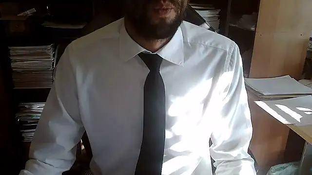 Snapshot of topg84 chatting on October 27, 2025, 12:31 pm topg84 online show from October 27, 2025, 12:31 pm