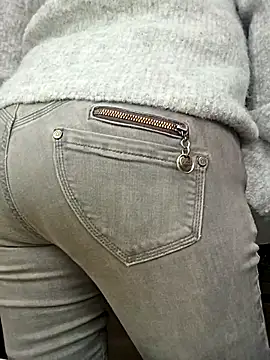 lasexycoquine59 online show from January 12, 2026, 12:43 pm