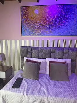 Arya Ali  online show from October 24, 2025, 3:14 am