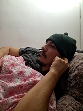 Snapshot of bbyxklaus chatting on October 30, 2025, 2:24 am bbyxklaus online show from October 30, 2025, 2:24 am