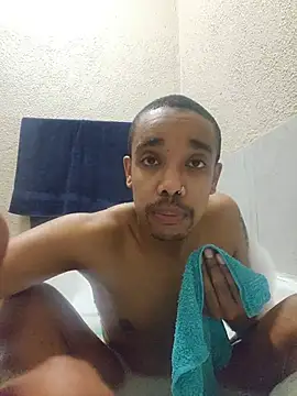 Snapshot of AlgeeBoksburg chatting on July 15, 2026, 6:35 pm AlgeeBoksburg online show from July 15, 2026, 6:35 pm