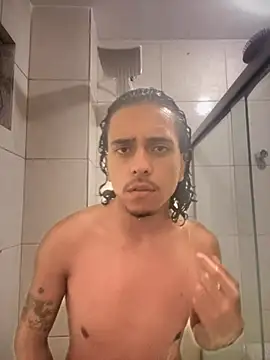 novinhosglbi online show from November 4, 2025, 9:36 pm