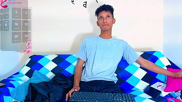 dabryan8 online show from December 16, 2025, 11:15 am