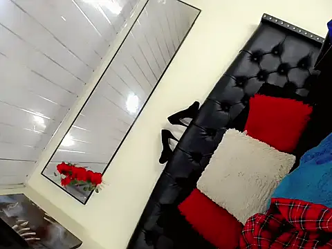 Danniela - online show from October 29, 2025, 2:30 pm