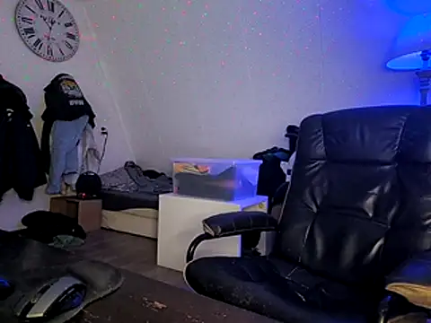 Snapshot of Kinky_Play1 chatting on February 7, 2026, 9:29 pm Kinky Play1 online show from February 7, 2026, 9:29 pm