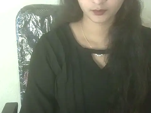 shimz  online show from November 12, 2025, 4:35 am