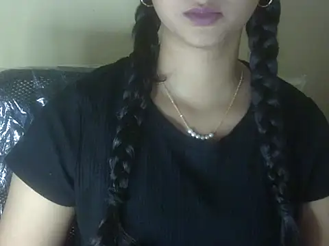 shimz  online show from November 23, 2025, 6:57 am