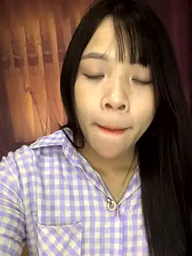 Duck dona online show from November 17, 2025, 2:39 am