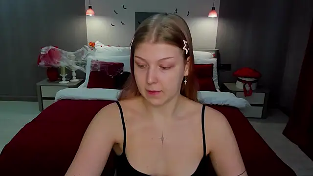 Stella Light online show from October 31, 2025, 4:24 am