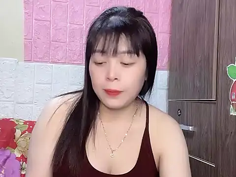 Butterfly kee online show from December 1, 2025, 1:05 pm