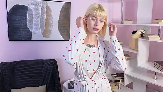 Jasmi Yets online show from November 5, 2025, 8:03 am