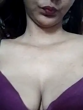 Aaliya BigBoobs 1 online show from May 22, 2026, 12:00 pm