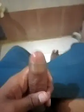 HeatableRevan online show from April 5, 2026, 5:54 pm