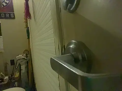 Snapshot of LSDsexslave chatting on February 28, 2026, 10:38 am LSDsexslave online show from February 28, 2026, 10:38 am