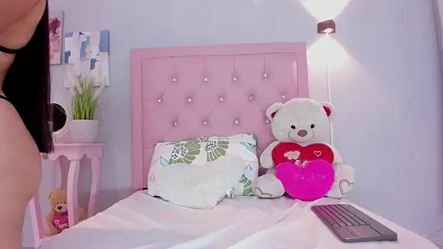 aitanaa rouse online show from October 28, 2025, 12:41 pm