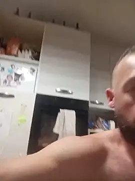 Snapshot of Romaeterna_ chatting on June 17, 2026, 9:49 pm Romaeterna online show from June 17, 2026, 9:49 pm