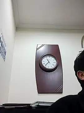 Carriata larry online show from October 25, 2025, 3:36 am