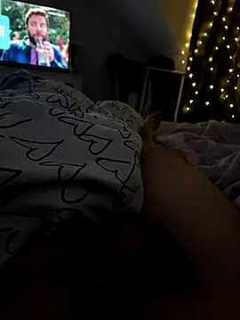 Snapshot of crxolavo chatting on October 26, 2025, 4:35 pm crxolavo online show from October 26, 2025, 4:35 pm