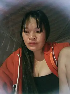 chipu06 online show from February 13, 2026, 10:28 pm