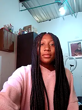 Naelith  online show from October 31, 2025, 4:41 pm