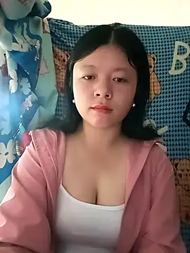 Snapshot of lisa-bae00 chatting on May 2, 2026, 12:04 am lisa-bae00 online show from May 2, 2026, 12:04 am