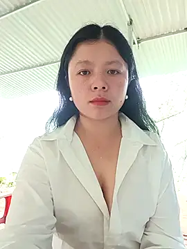 Snapshot of lisa-bae00 chatting on May 4, 2026, 5:03 am lisa-bae00 online show from May 4, 2026, 5:03 am