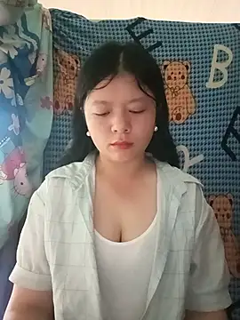 Snapshot of lisa-bae00 chatting on May 19, 2026, 11:22 pm lisa-bae00 online show from May 19, 2026, 11:22 pm