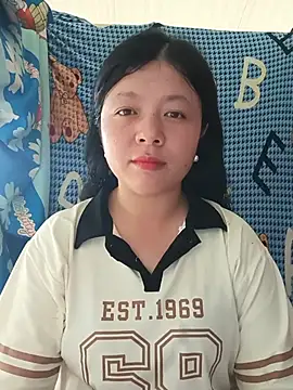 Snapshot of lisa-bae00 chatting on May 21, 2026, 5:14 am lisa-bae00 online show from May 21, 2026, 5:14 am
