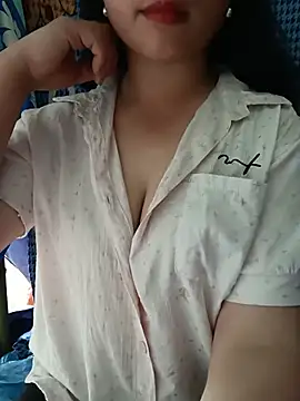 Snapshot of lisa-bae00 chatting on May 31, 2026, 5:37 am lisa-bae00 online show from May 31, 2026, 5:37 am