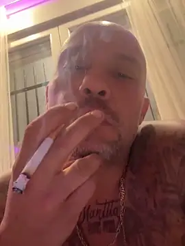 gitanoMad online show from November 16, 2025, 2:39 am