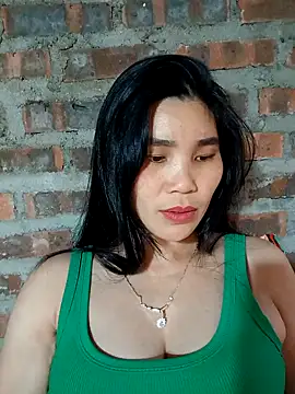 Bear bear0 online show from February 14, 2026, 8:55 am