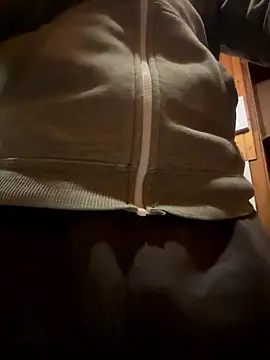 Snapshot of bart98geil chatting on January 12, 2026, 11:32 pm bart98geil online show from January 12, 2026, 11:32 pm