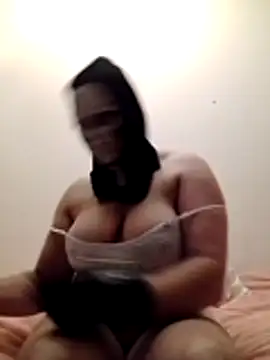 Snapshot of portuguesacasada chatting on October 26, 2025, 6:25 pm portuguesacasada online show from October 26, 2025, 6:25 pm