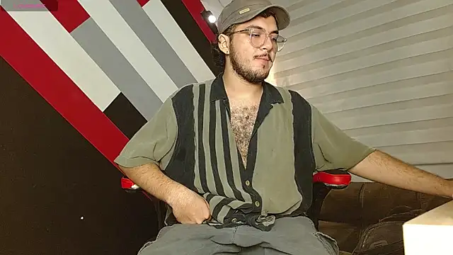 Snapshot of Zac_Golden chatting on July 18, 2026, 11:47 am Zac Golden online show from July 18, 2026, 11:47 am
