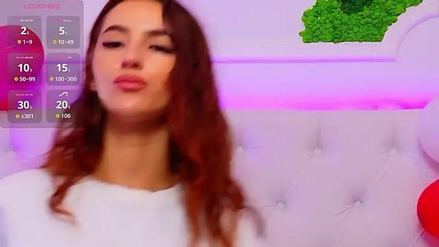 Snapshot of ElisaCharm chatting on February 14, 2026, 5:04 am ElisaCharm online show from February 14, 2026, 5:04 am