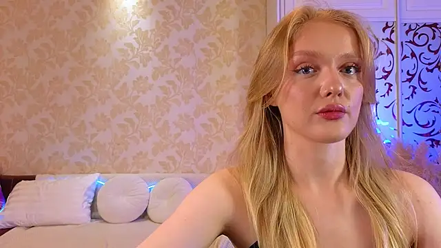 Slay Blonde online show from October 21, 2025, 6:14 am