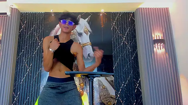 Snapshot of Sex_Boy_33_ chatting on November 7, 2025, 7:25 pm Sex Boy 33 online show from November 7, 2025, 7:25 pm