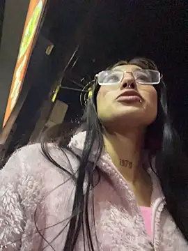 Violeet-Smith online show from October 30, 2025, 12:45 am