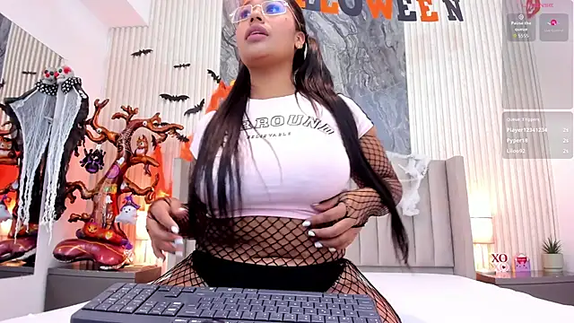 Lana Stefan online show from October 27, 2025, 11:36 am