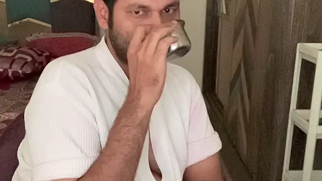 MakeMeAwareAah online show from October 24, 2025, 4:09 am