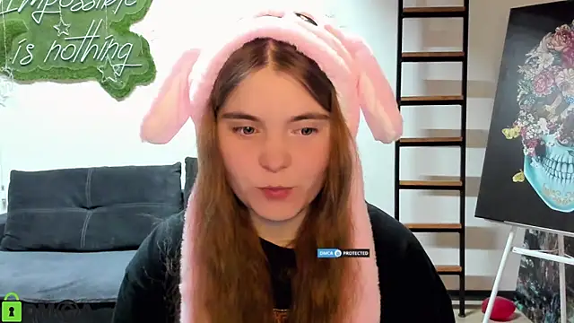 MiraaBloom online show from March 26, 2026, 2:33 pm