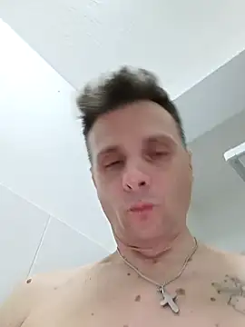 Snapshot of OffshoreCenterline3 chatting on October 29, 2025, 1:19 am OffshoreCenterline3 online show from October 29, 2025, 1:19 am