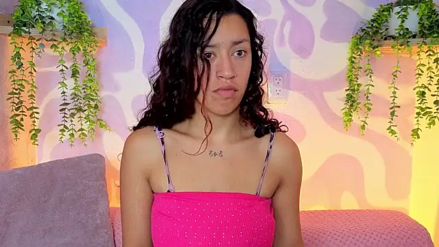 Snapshot of mia_scarlett7 chatting on July 9, 2026, 12:31 pm mia scarlett7 online show from July 9, 2026, 12:31 pm