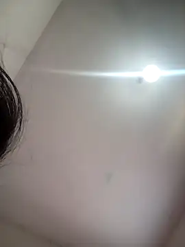 eujamiii online show from October 30, 2025, 12:39 pm