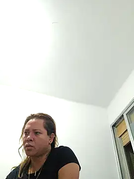 Eimy2025 online show from October 20, 2025, 6:30 pm