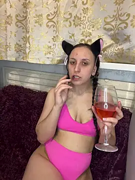 Kylie Murr online show from April 17, 2026, 6:55 pm