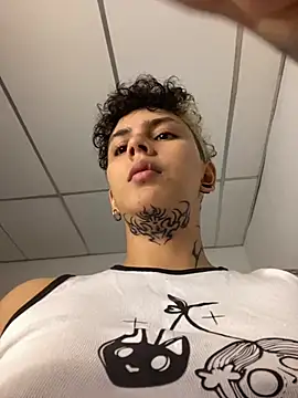 Abby Evanns1 online show from November 5, 2025, 1:38 am