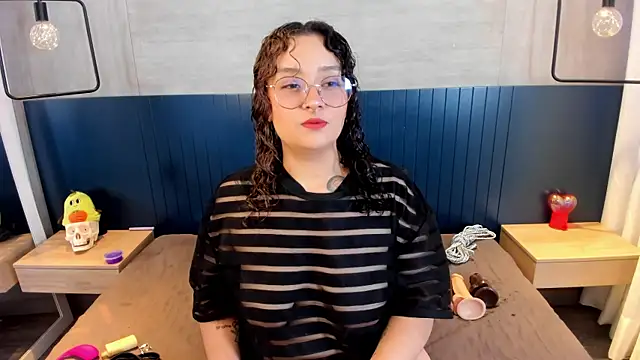 Snapshot of tara_black_ chatting on November 8, 2025, 4:01 am tara black online show from November 8, 2025, 4:01 am